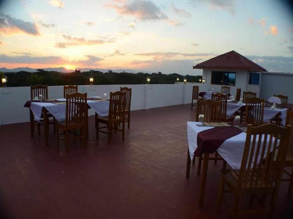 Manisanda Hotel باغان المظهر الخارجي الصورة