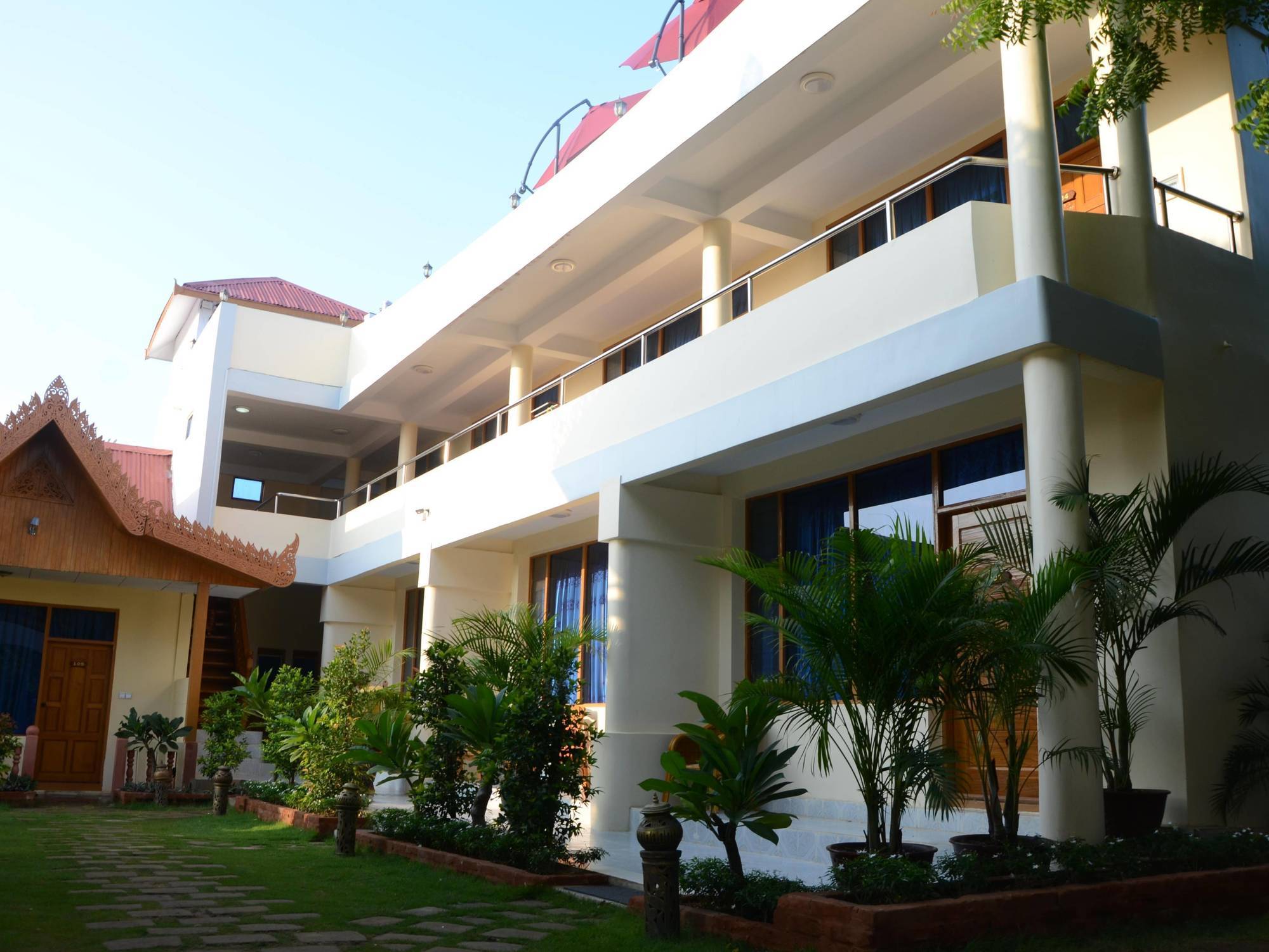 Manisanda Hotel باغان المظهر الخارجي الصورة